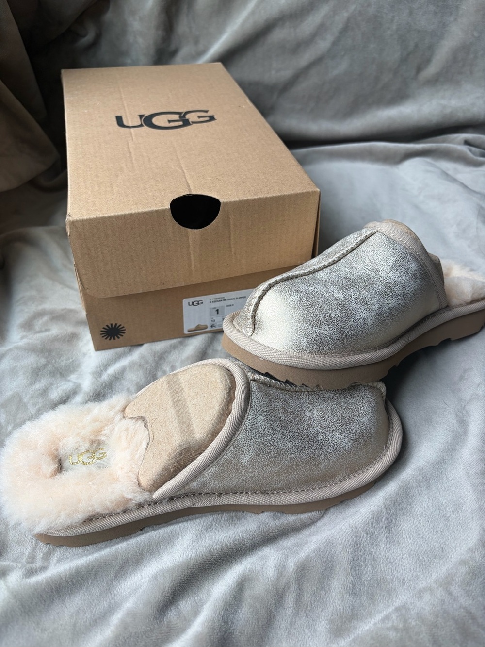 UGG Metallic gold Keegan slippers